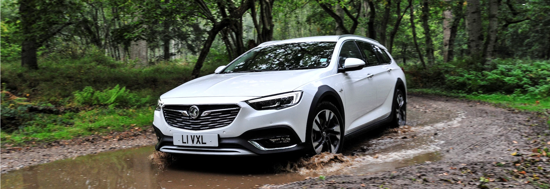 2018 Vauxhall Insignia Country Tourer review